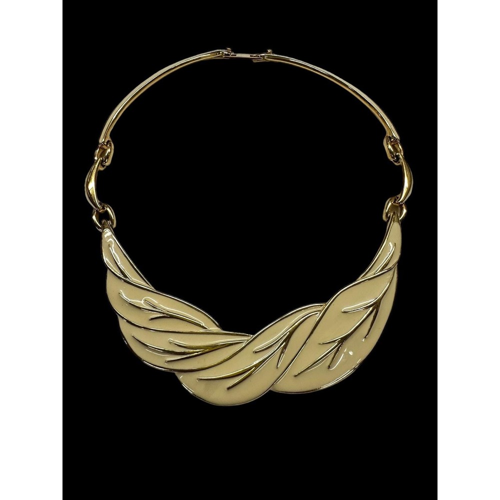 Vintage Monet Gold-tone Cream Enamel Choker Collar Necklace w/ extender